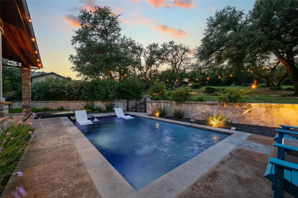 18301 Flagler Drive Austin TX 78738
