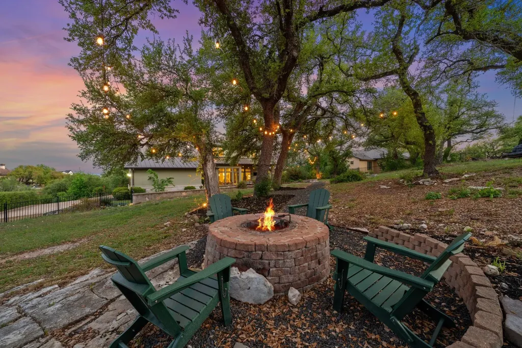 18301 Flagler Drive Austin TX 78738