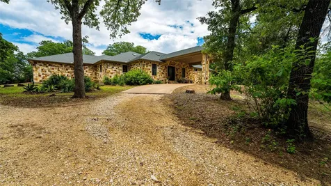 1908 County Road 305 Rockdale TX 76567