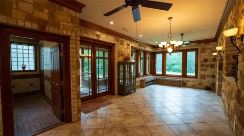 1908 County Road 305 Rockdale TX 76567