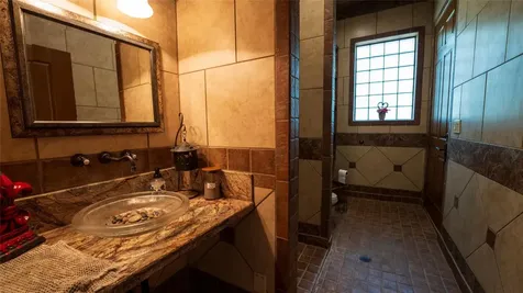 1908 County Road 305 Rockdale TX 76567