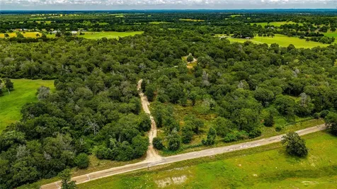 1908 County Road 305 Rockdale TX 76567
