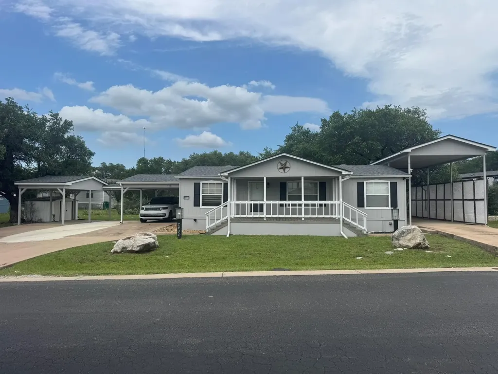 2404 Stag Horseshoe Bay TX 78657
