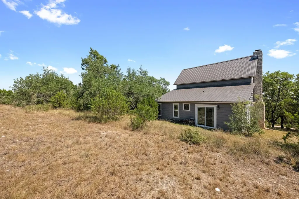 650 Springlake Drive Dripping Springs TX 78620