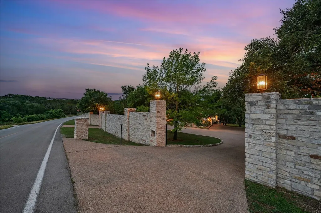 4710 Eck Lane Austin TX 78734