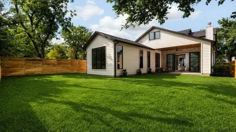 1909 W 40th Street Austin TX 78731