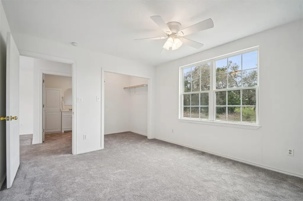 1470 Oak Grove Road Leander TX 78641