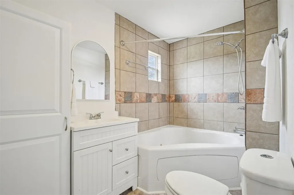 1470 Oak Grove Road Leander TX 78641