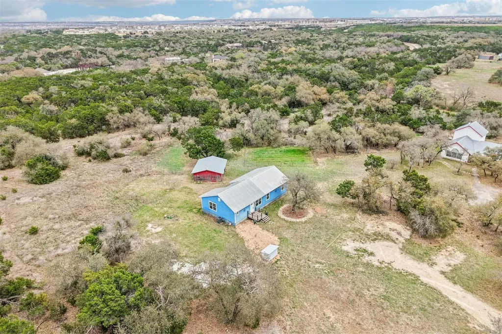 1470 Oak Grove Road Leander TX 78641