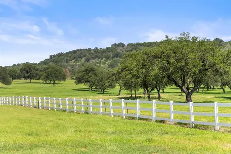 4529 Ranch Road 3347 Round Mountain TX 78663