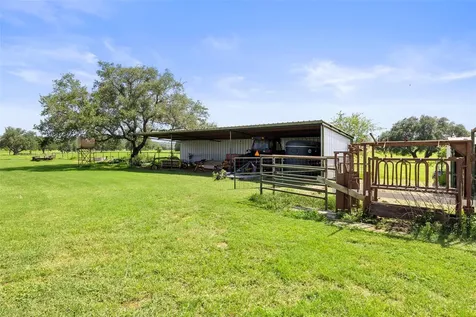 4529 Ranch Road 3347 Round Mountain TX 78663