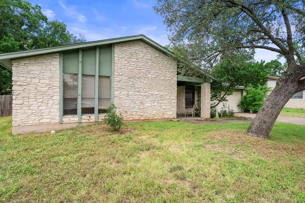 12332 Deerbrook Trail Austin TX 78750