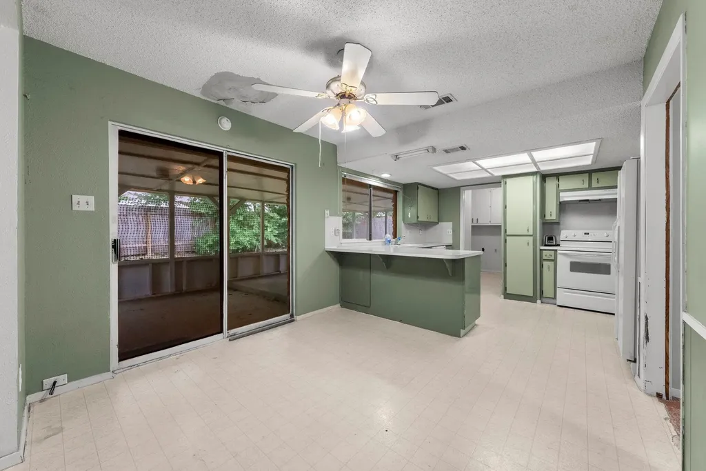 12332 Deerbrook Trail Austin TX 78750