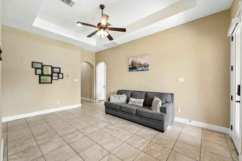 251 County Road 262 Georgetown TX 78633