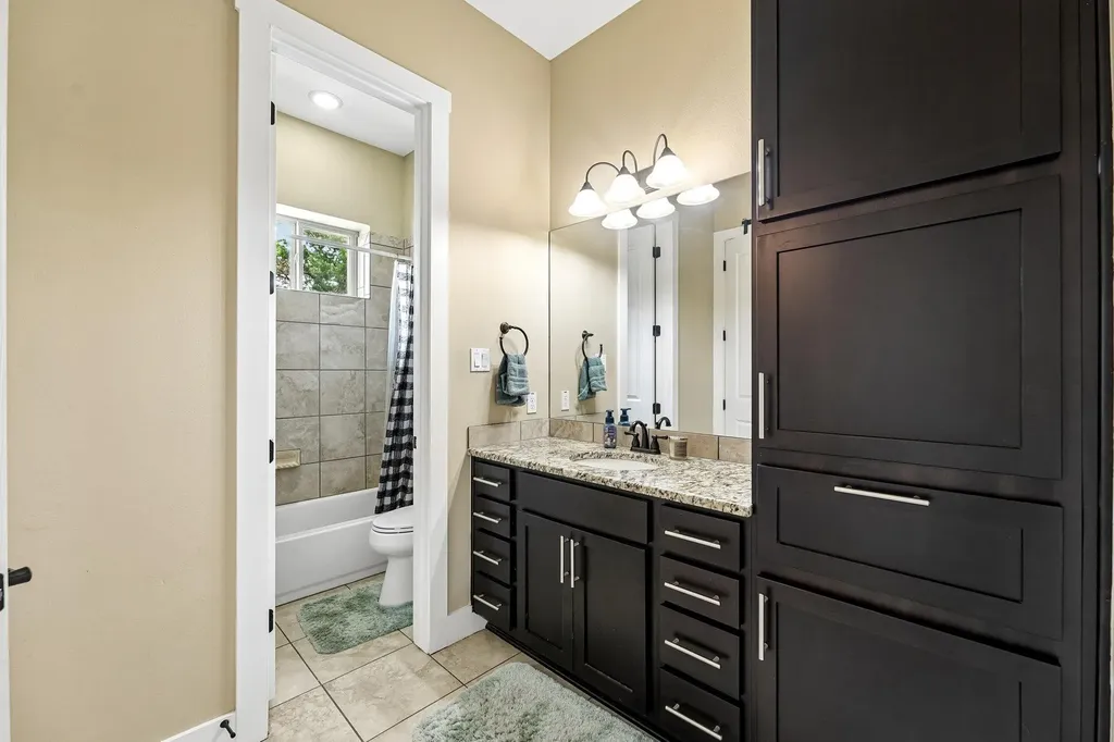 251 County Road 262 Georgetown TX 78633