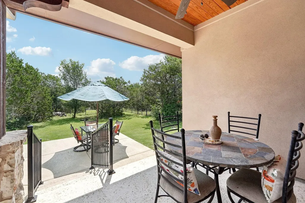251 County Road 262 Georgetown TX 78633