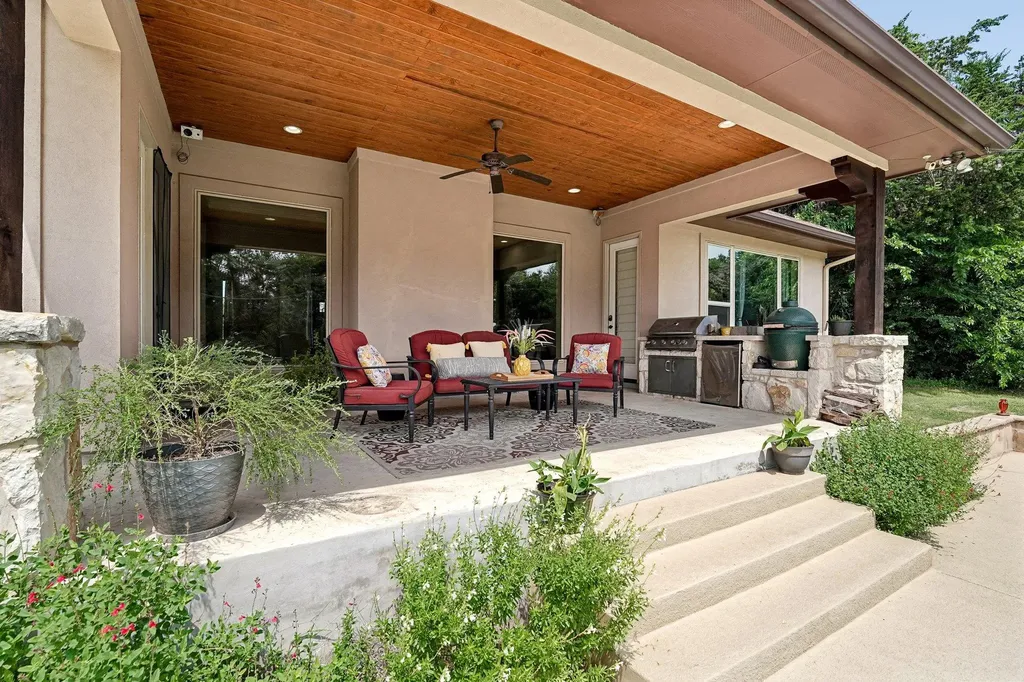 251 County Road 262 Georgetown TX 78633