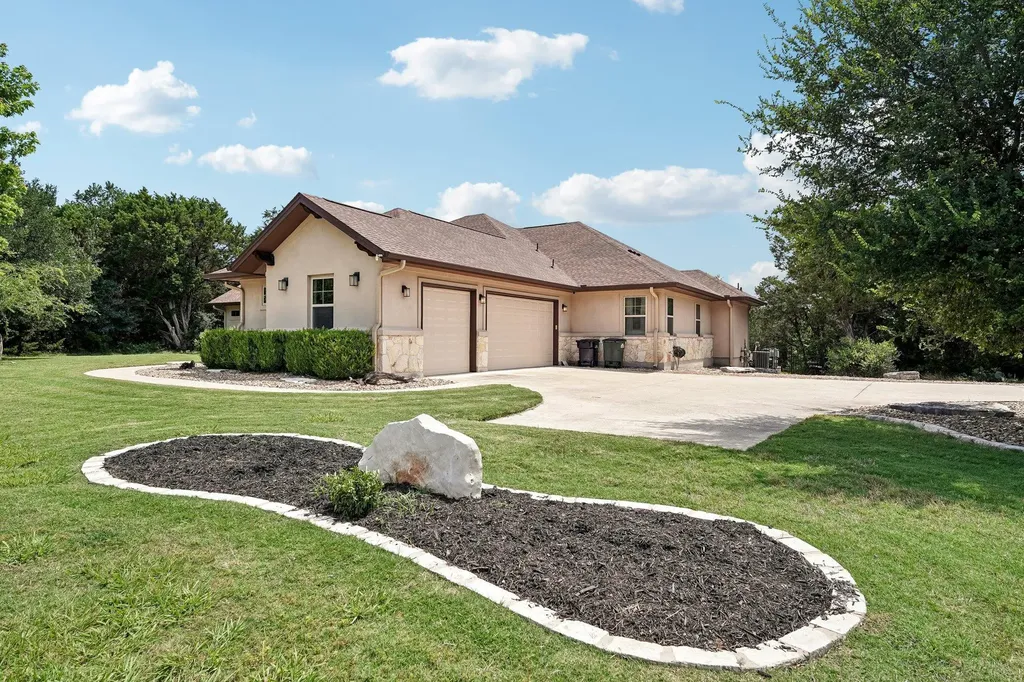 251 County Road 262 Georgetown TX 78633