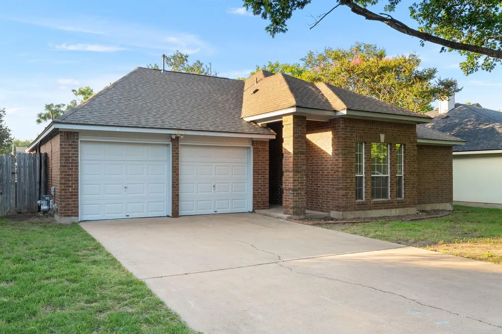 2802 Alexander Drive Leander TX 78641