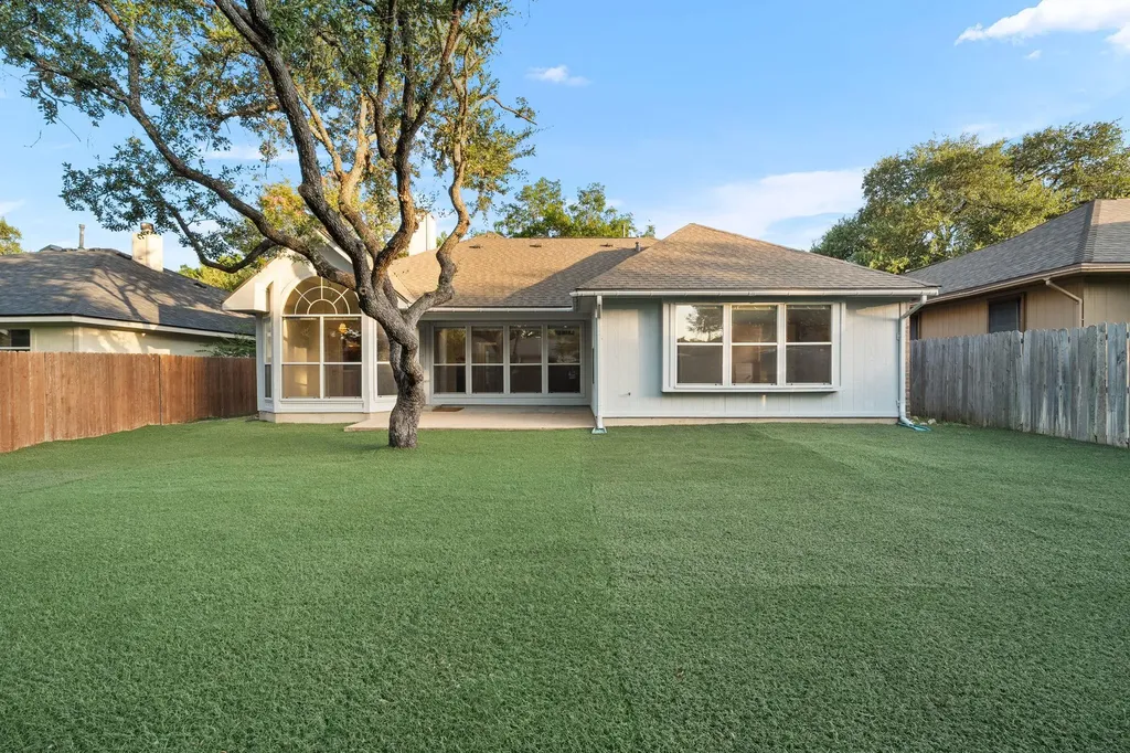2802 Alexander Drive Leander TX 78641
