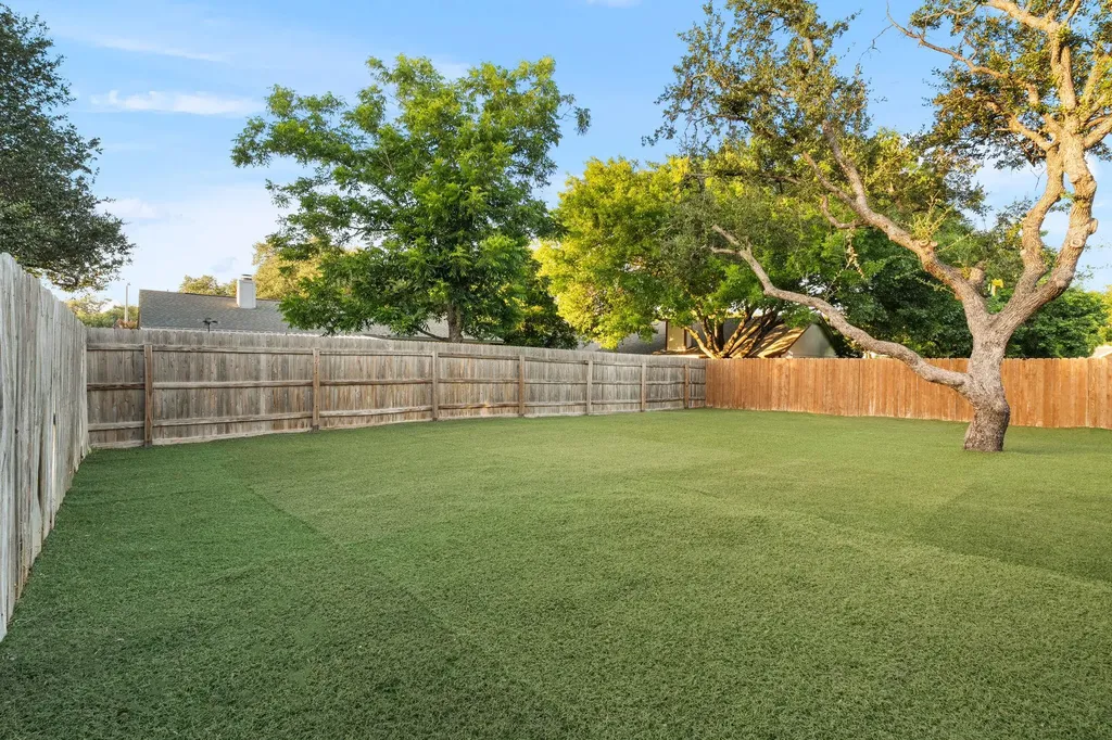 2802 Alexander Drive Leander TX 78641