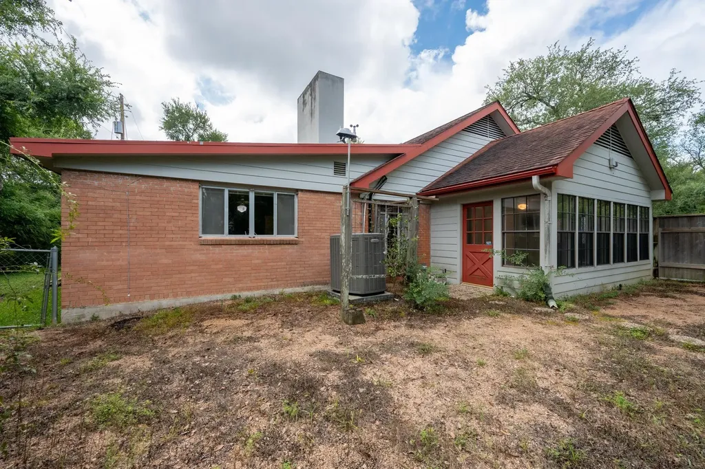 3201 Hatley Drive Austin TX 78746