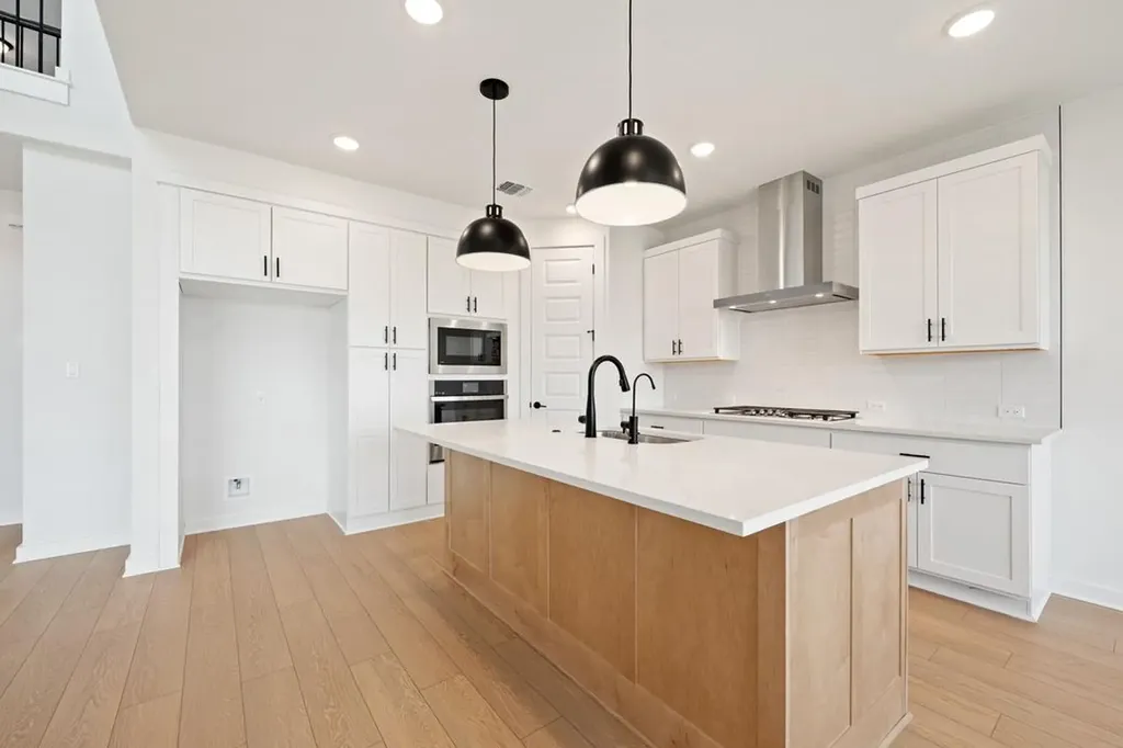 169 Grayson Elm Pass Dripping Springs TX 78620