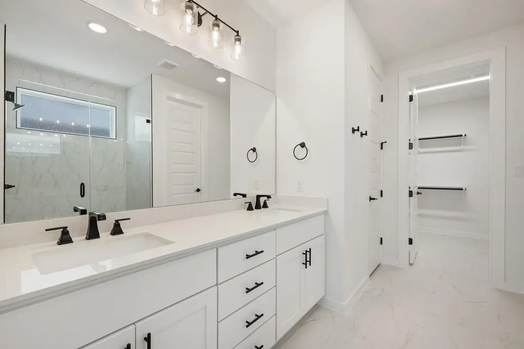 169 Grayson Elm Pass Dripping Springs TX 78620