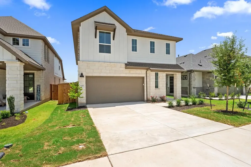 169 Grayson Elm Pass Dripping Springs TX 78620