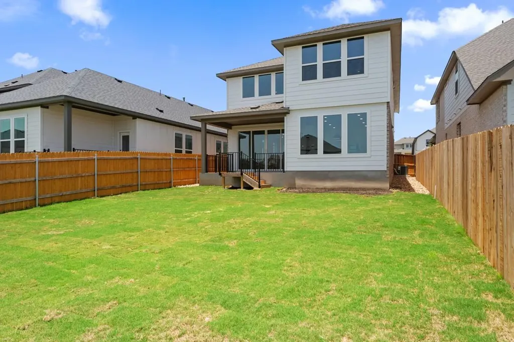 169 Grayson Elm Pass Dripping Springs TX 78620