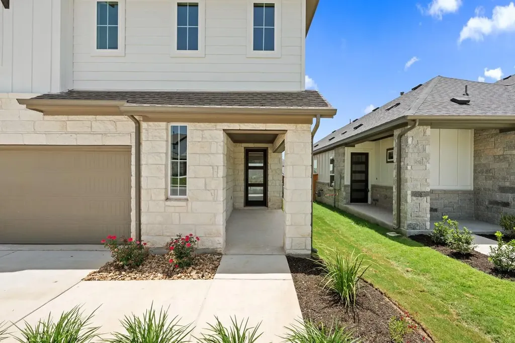 169 Grayson Elm Pass Dripping Springs TX 78620