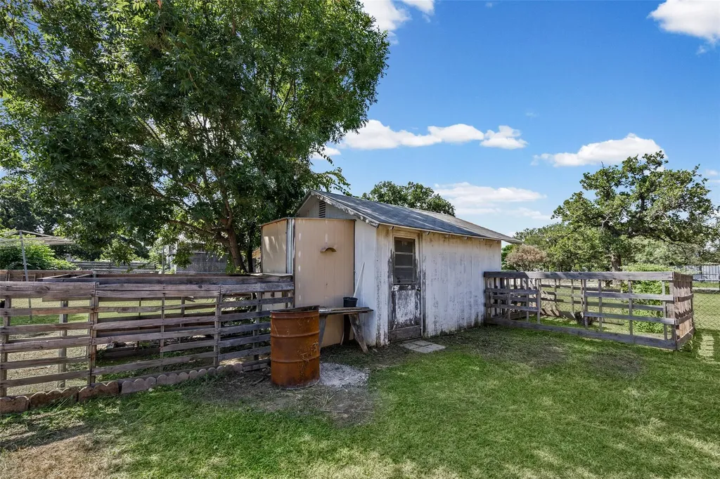 1406 Kingfish Drive Marble Falls TX 78654