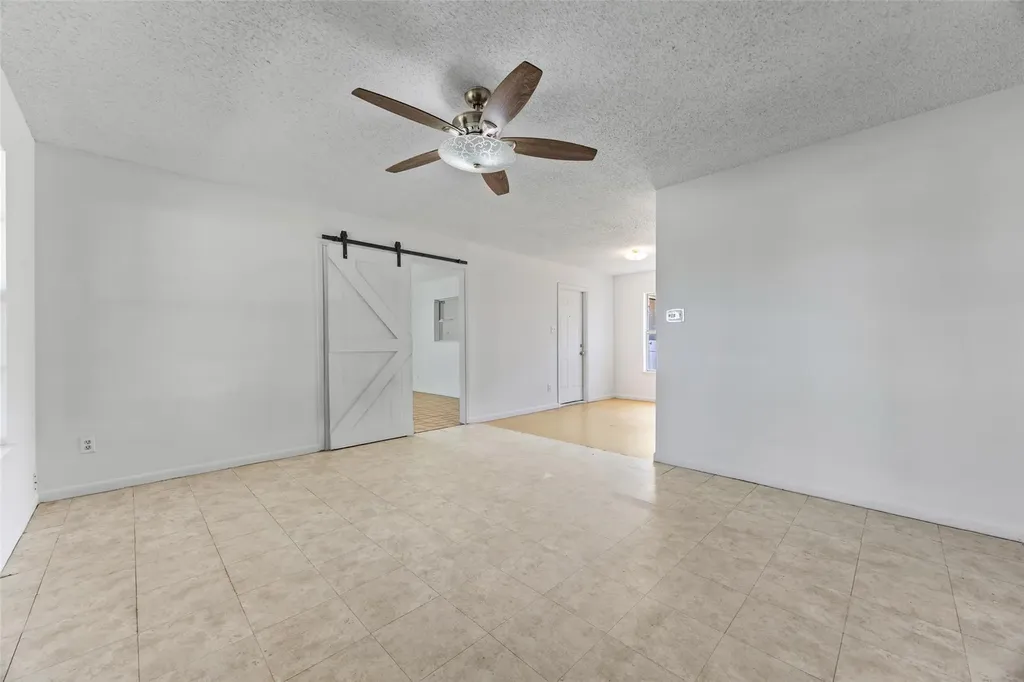 1406 Kingfish Drive Marble Falls TX 78654