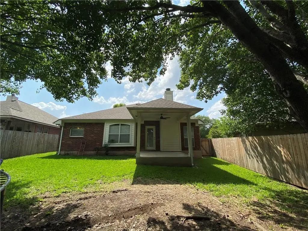 1727 Fallen Leaf Lane Round Rock TX 78665