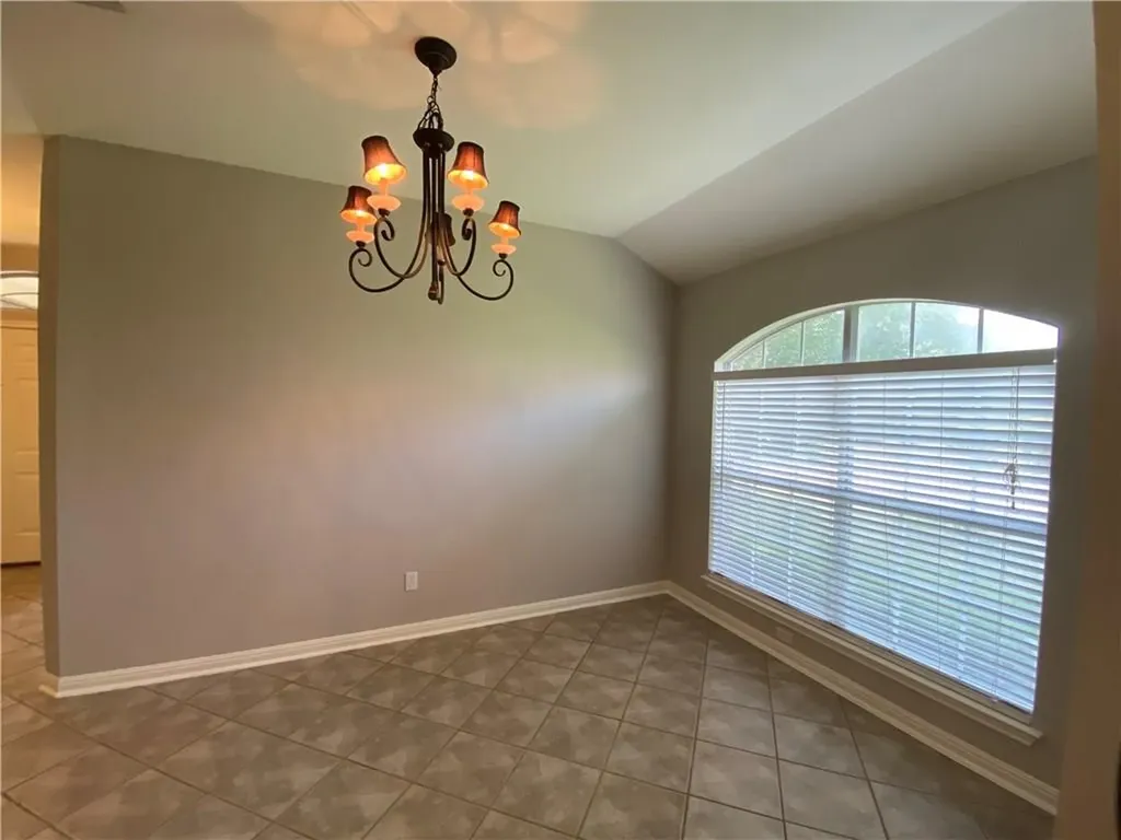 1727 Fallen Leaf Lane Round Rock TX 78665