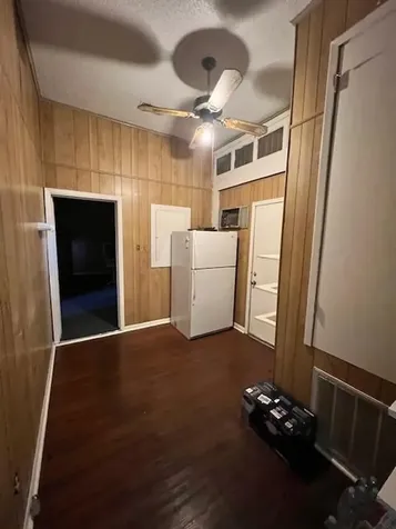 208 SW Texas Street Rockdale TX 76567