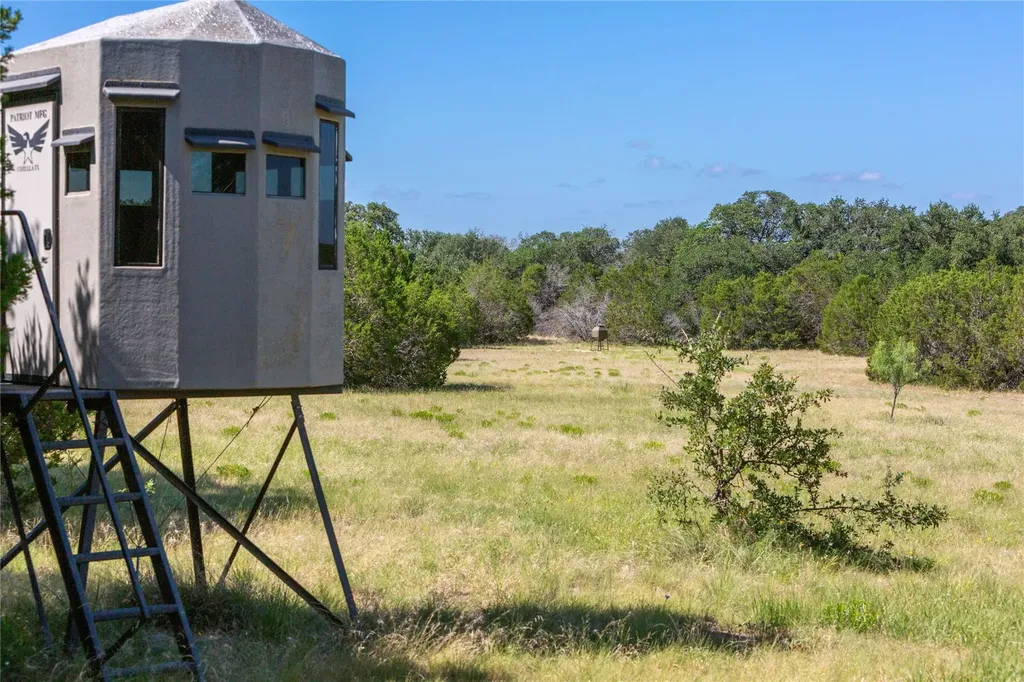0 Cr 208 Watson TX 78611
