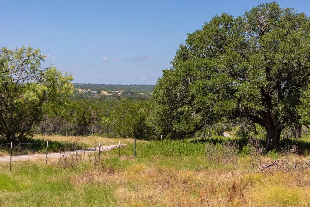 0 Cr 208 Watson TX 78611