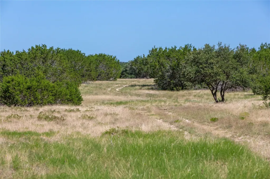 0 Cr 208 Watson TX 78611