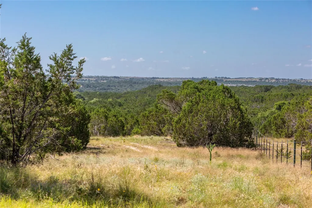 0 Cr 208 Watson TX 78611