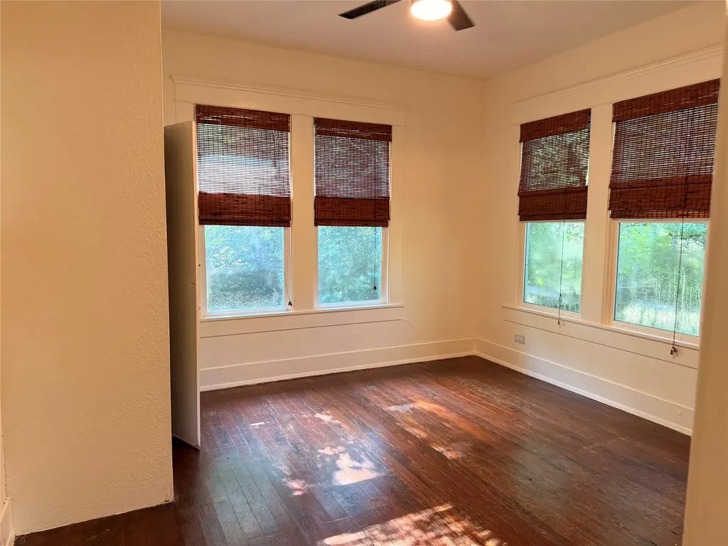 1136 Eleanor Street Austin TX 78721