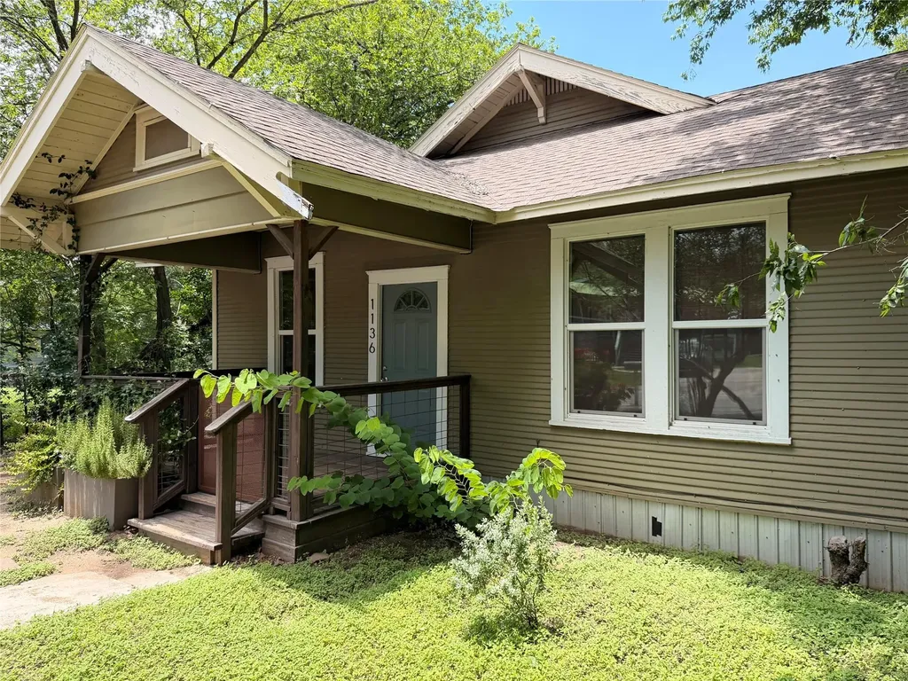 1136 Eleanor Street Austin TX 78721