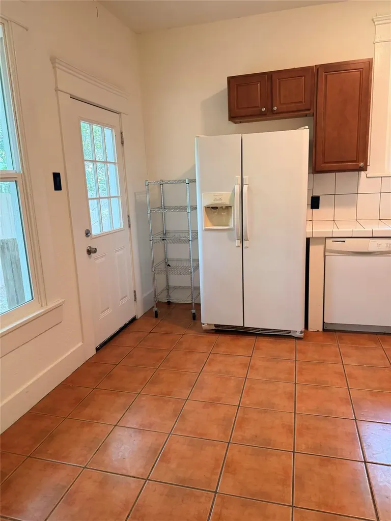 1136 Eleanor Street Austin TX 78721