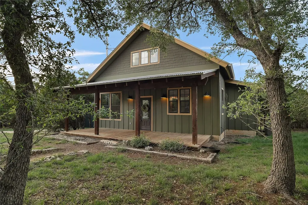 786 Beauchamp Road Dripping Springs TX 78620