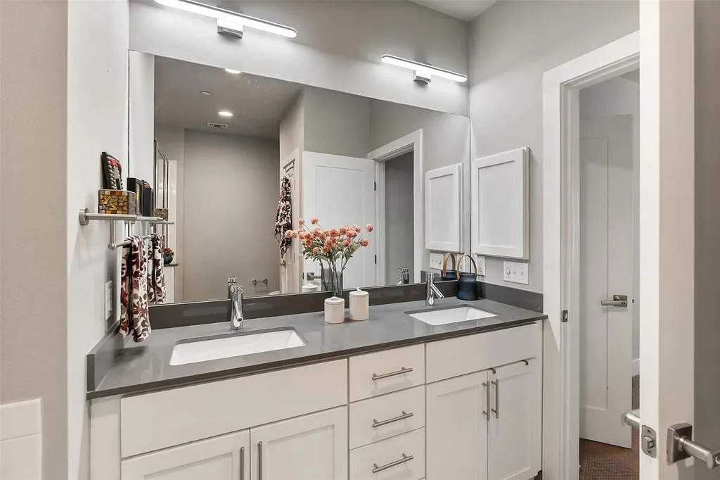 2805 Dulce Lane Austin TX 78704