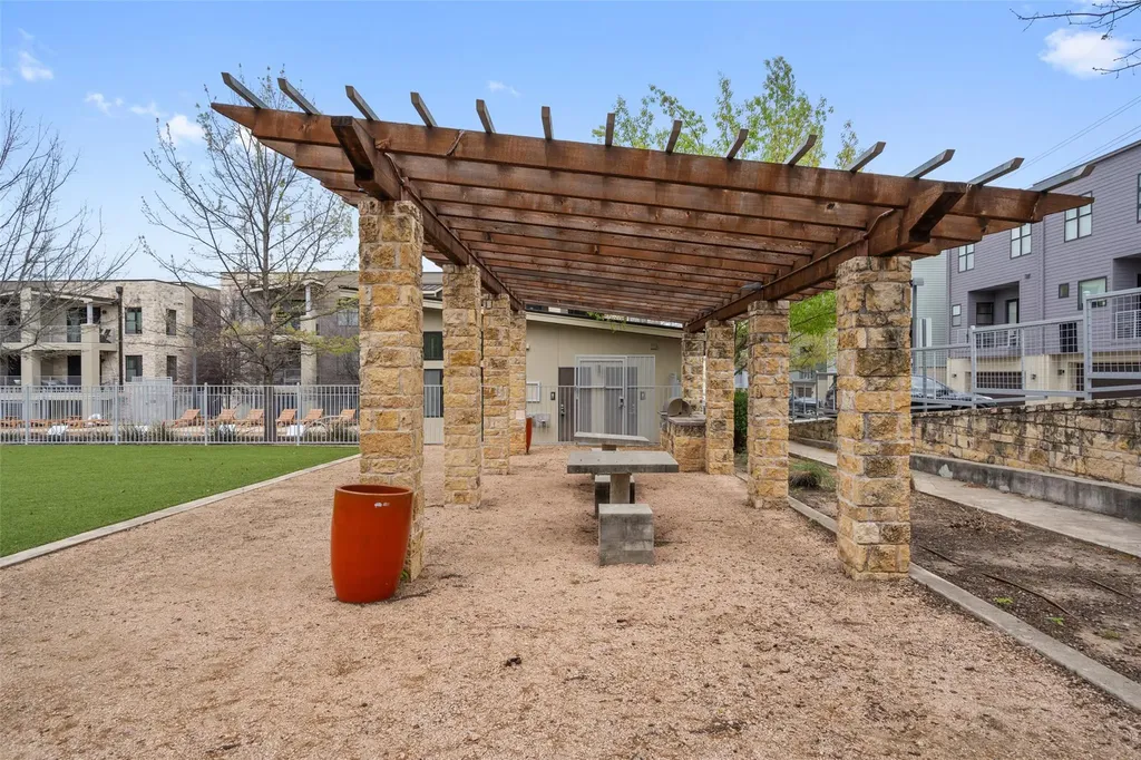 2805 Dulce Lane Austin TX 78704