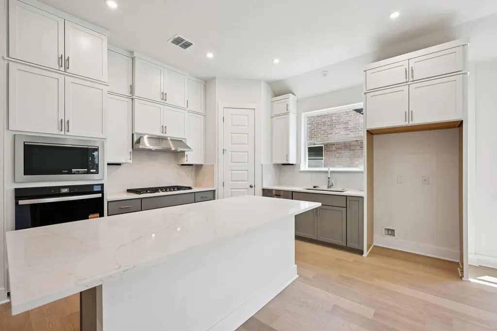 365 San Saba Drive Buda TX 78610