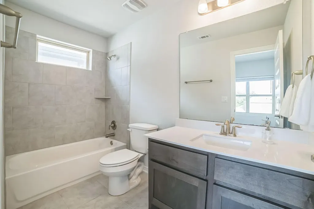 14300 Mccoy Loop Austin TX 78717