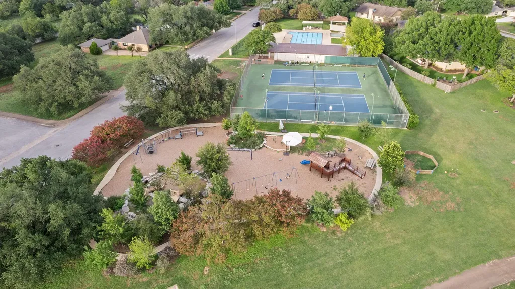 6804 Robert Dixon Drive Austin TX 78749