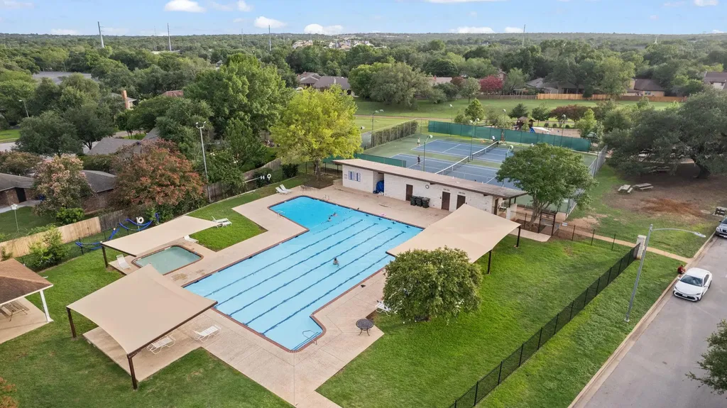 6804 Robert Dixon Drive Austin TX 78749